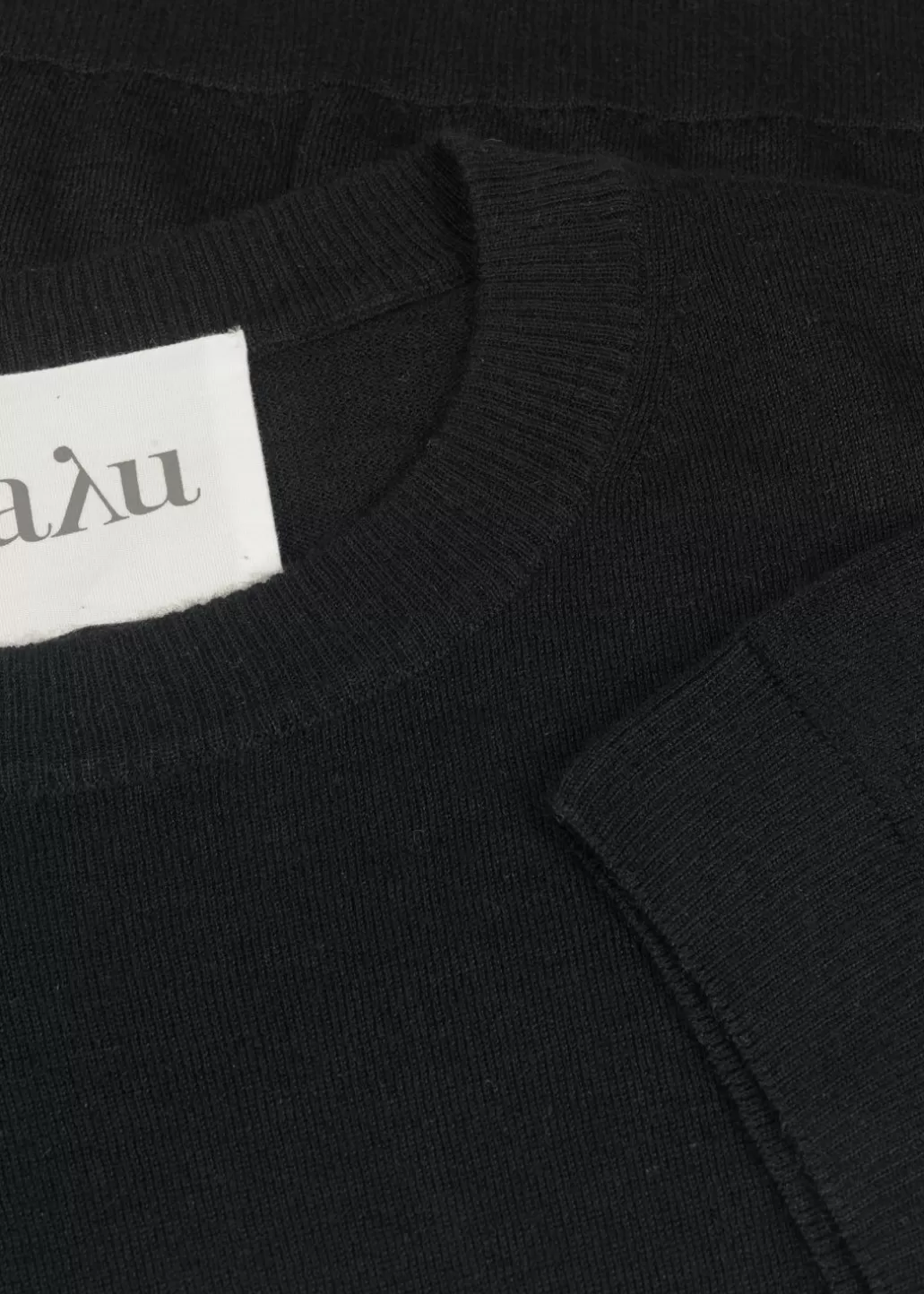 New AIAYU - Lalitpur Cashmere Jumper - Black