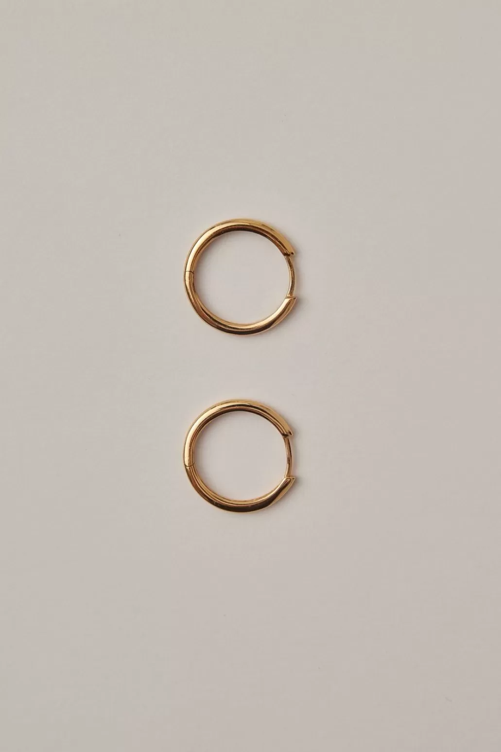 Shop Englund1917 - Classic Hoops Medium - Gold