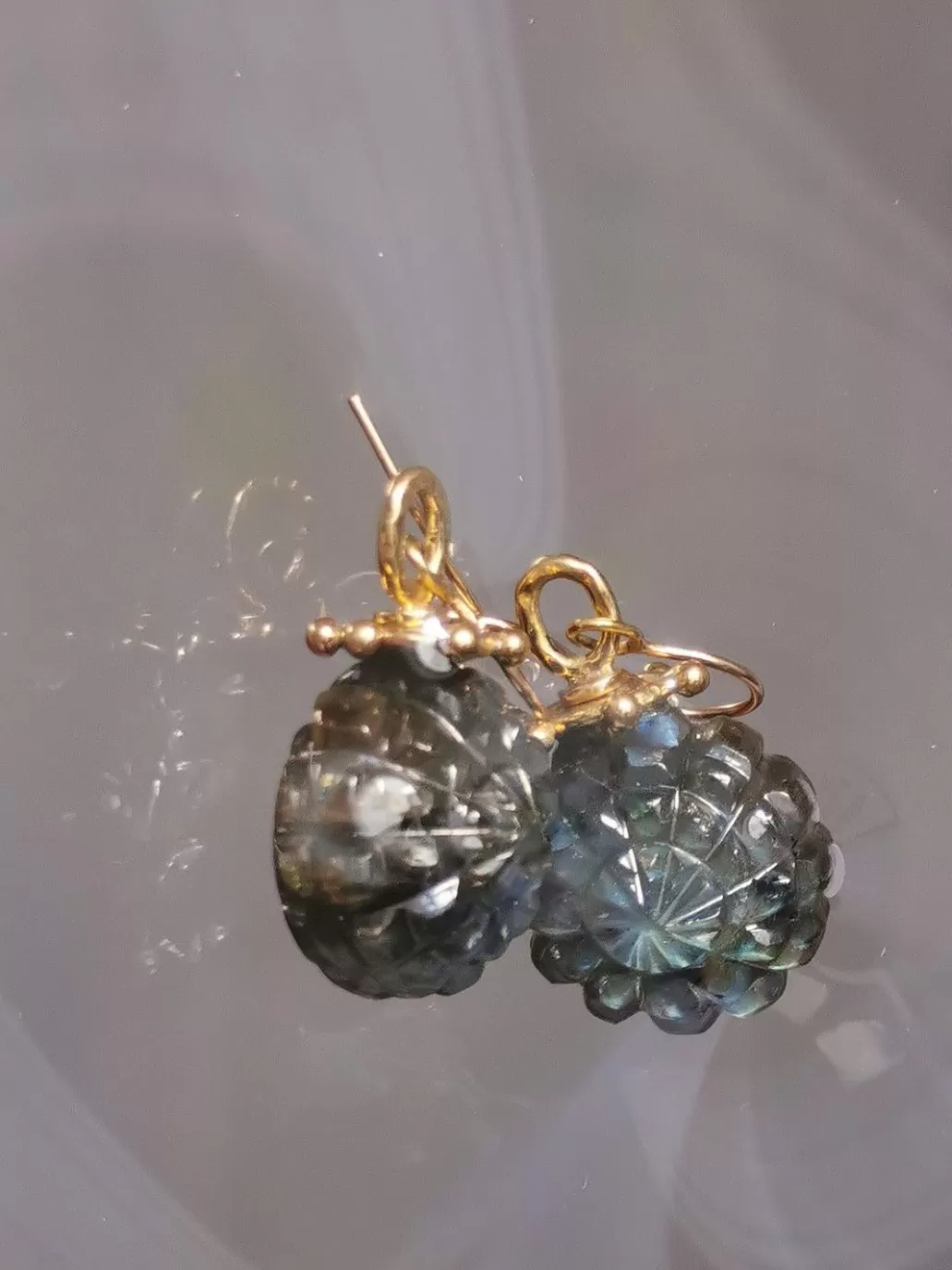 Sale ULLA JOHNSON JEWELLERY - Shell Trochus Earring - Labradorite